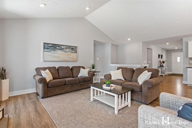 2698 Red Bud Drive 18, Zeeland, MI 49464