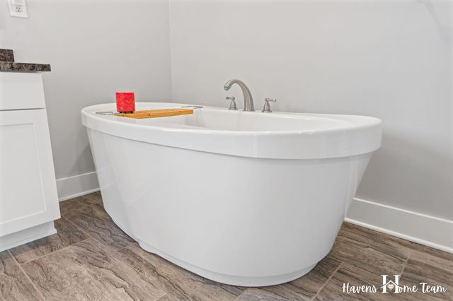 2698 Red Bud Drive 18, Zeeland, MI 49464