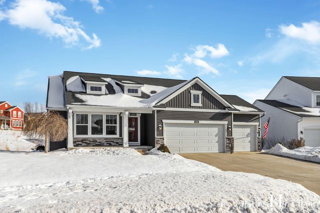 2698 Red Bud Drive 18, Zeeland, MI 49464