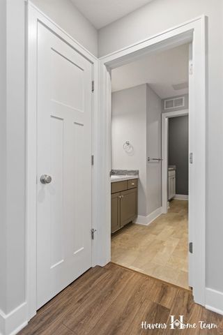 2698 Red Bud Drive 18, Zeeland, MI 49464