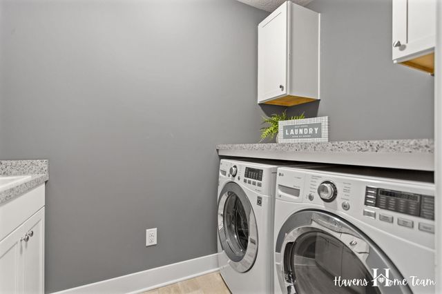 2698 Red Bud Drive 18, Zeeland, MI 49464