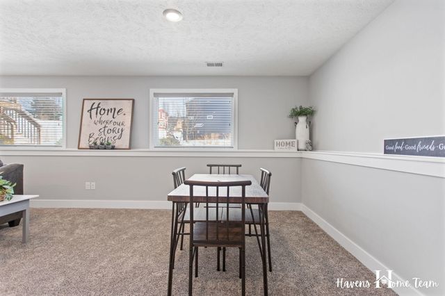 2698 Red Bud Drive 18, Zeeland, MI 49464