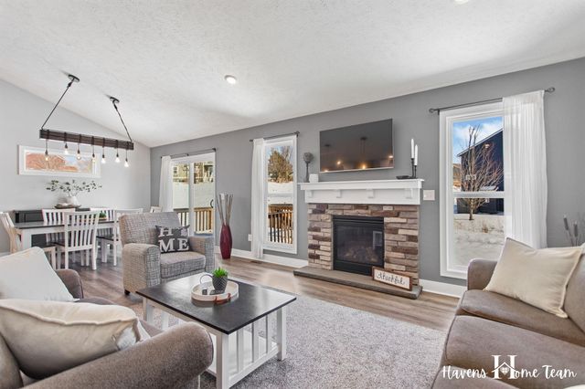 2698 Red Bud Drive 18, Zeeland, MI 49464