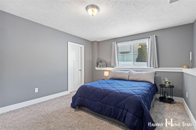 2698 Red Bud Drive 18, Zeeland, MI 49464