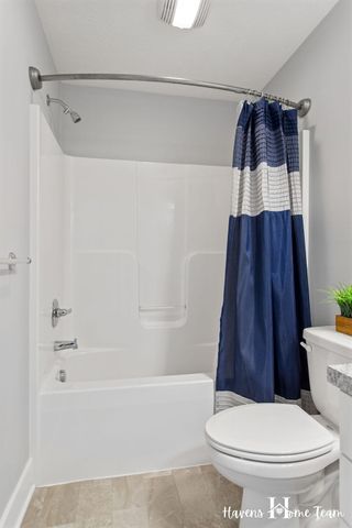 2698 Red Bud Drive 18, Zeeland, MI 49464