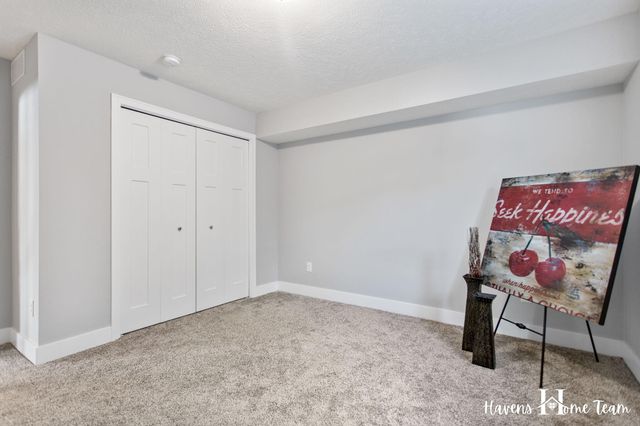 2698 Red Bud Drive 18, Zeeland, MI 49464