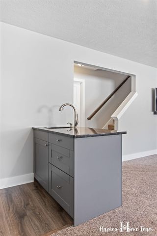 2698 Red Bud Drive 18, Zeeland, MI 49464