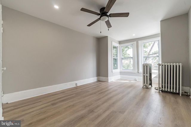 3521 INDIAN QUEEN LN, Philadelphia, PA 19129