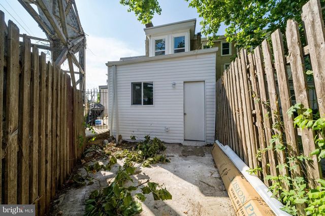 3521 INDIAN QUEEN LN, Philadelphia, PA 19129