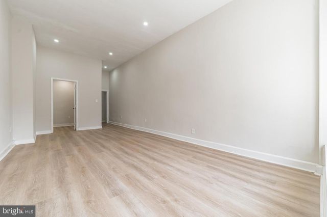 3521 INDIAN QUEEN LN, Philadelphia, PA 19129
