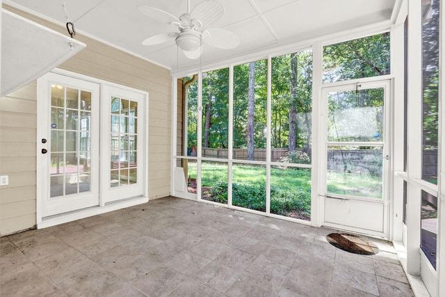 1955 Fairway Close Terrace, Lawrenceville, GA 30043
