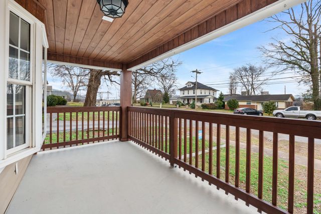 612 Elm Avenue, South Pittsburg, TN 37380