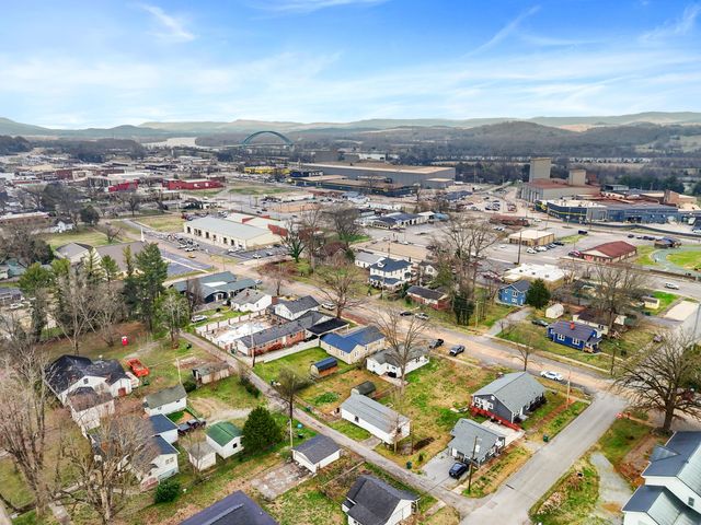 612 Elm Avenue, South Pittsburg, TN 37380