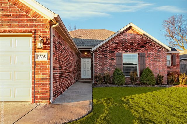 3605 Amour Drive, Rogers, AR 72758