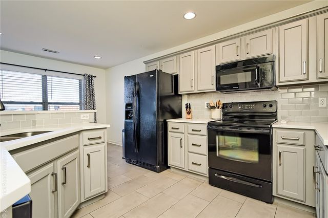 3605 Amour Drive, Rogers, AR 72758