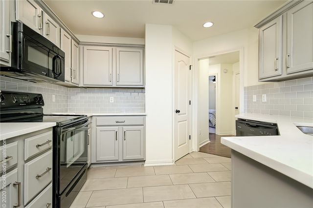 3605 Amour Drive, Rogers, AR 72758