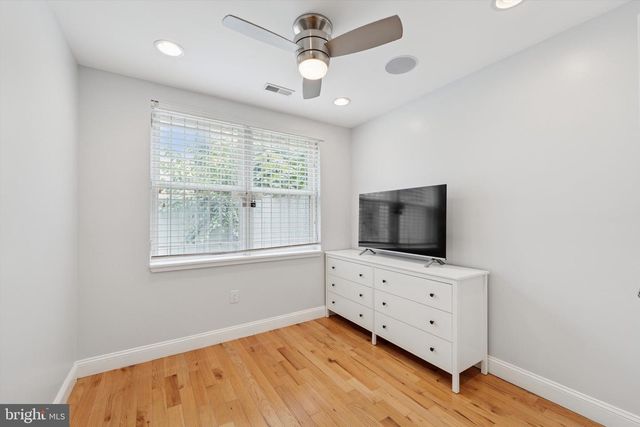 1825 N WILLINGTON ST, Philadelphia, PA 19121