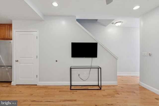 1825 N WILLINGTON ST, Philadelphia, PA 19121