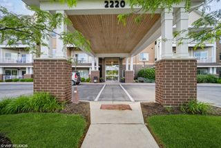 2220 Founders Drive 316, Northbrook, IL 60062