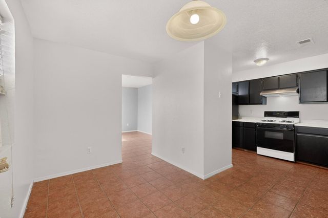 920 Molina Place, Belen, NM 87002