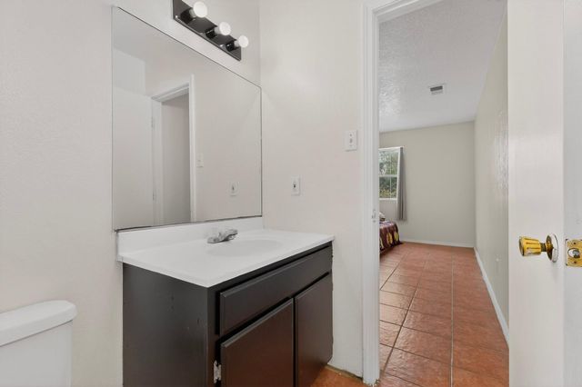 920 Molina Place, Belen, NM 87002