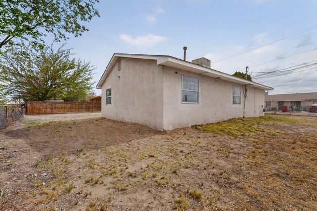 920 Molina Place, Belen, NM 87002