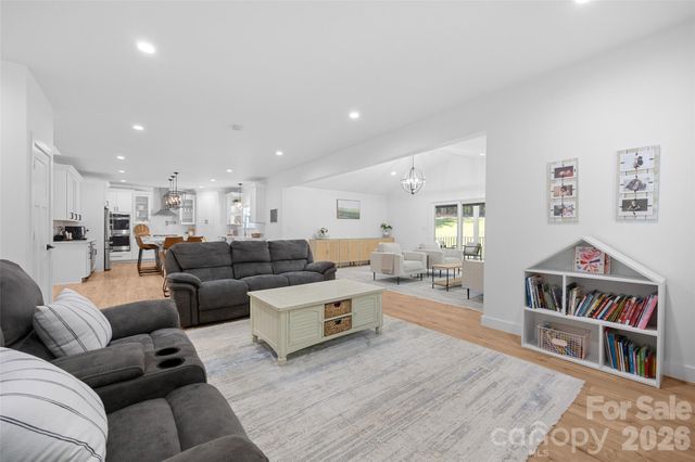 253 Dogwood Acres Road, Fort Mill, SC 29707
