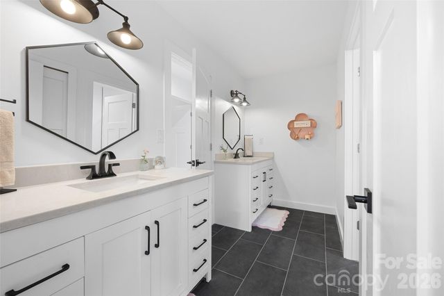253 Dogwood Acres Road, Fort Mill, SC 29707