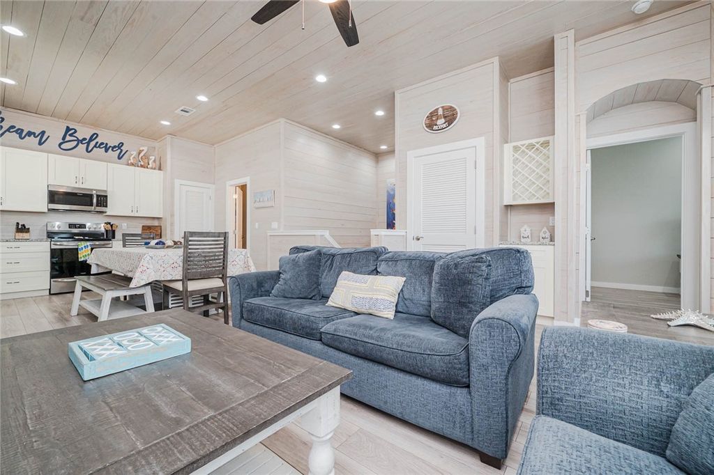 3433 Fm 1781 4, Rockport, TX 78382 — photo 2