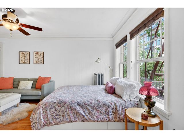 709 Sw 16TH Ave 302, Portland, OR 97205