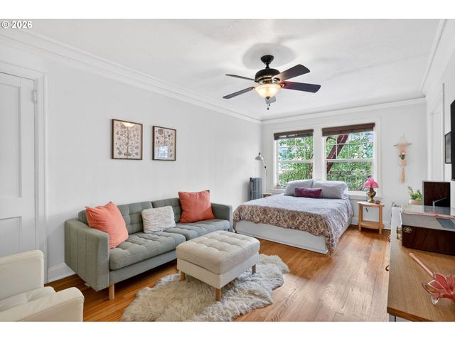 709 Sw 16TH Ave 302, Portland, OR 97205
