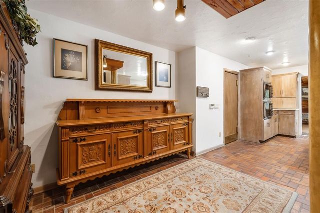 4805 Oakdale Farm Road, Edmond, OK 73013