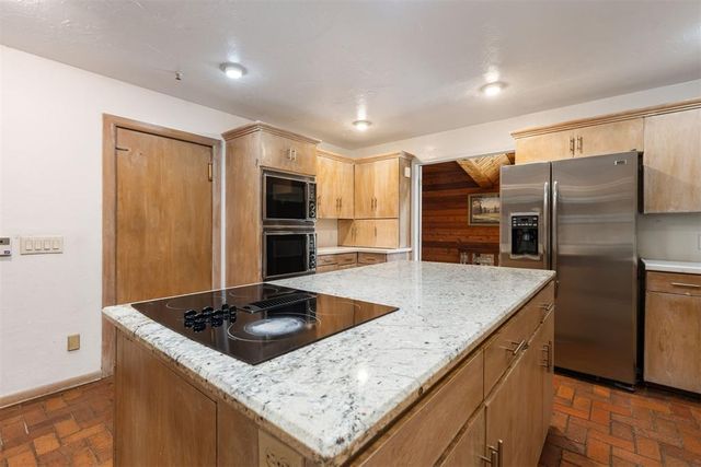 4805 Oakdale Farm Road, Edmond, OK 73013