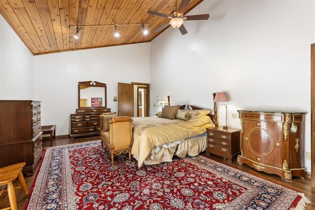 4805 Oakdale Farm Road, Edmond, OK 73013