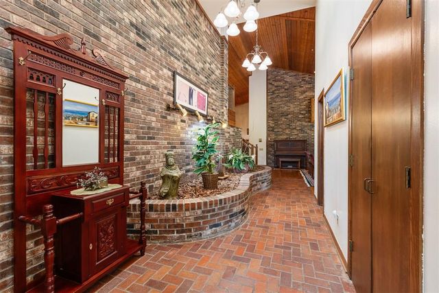 4805 Oakdale Farm Road, Edmond, OK 73013