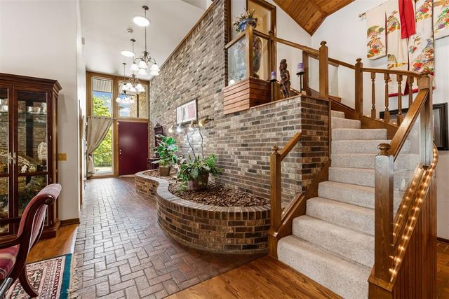 4805 Oakdale Farm Road, Edmond, OK 73013