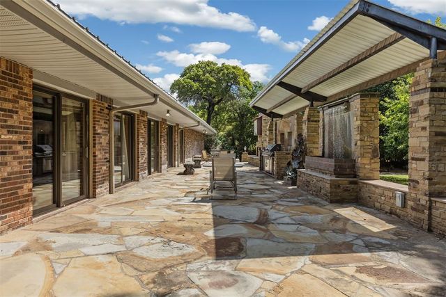 4805 Oakdale Farm Road, Edmond, OK 73013
