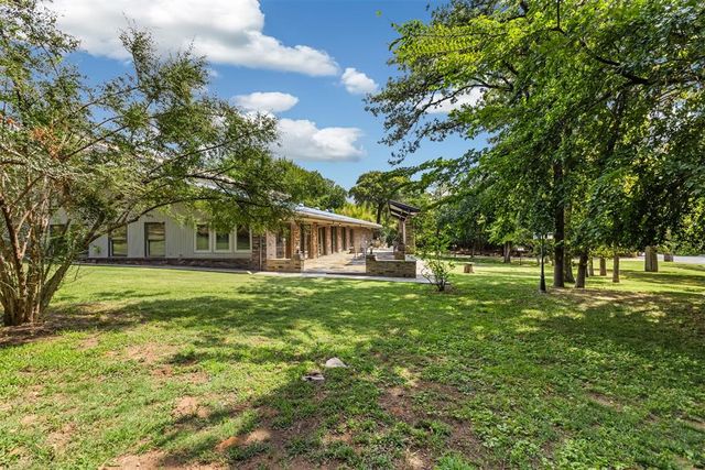 4805 Oakdale Farm Road, Edmond, OK 73013