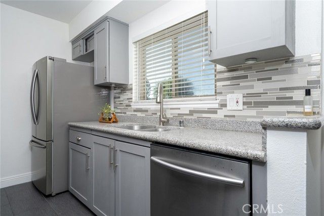 6041 Fountain Park Street 9, Woodland Hills (los Angeles), CA 91367