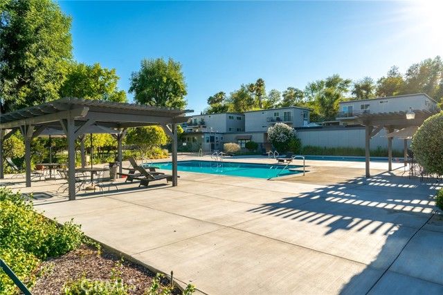 6041 Fountain Park Street 9, Woodland Hills (los Angeles), CA 91367