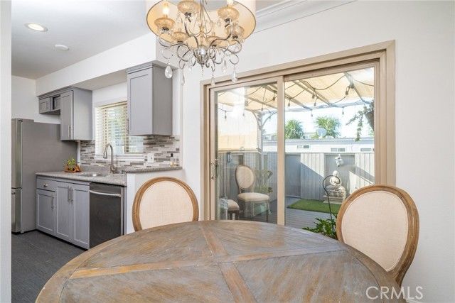 6041 Fountain Park Street 9, Woodland Hills (los Angeles), CA 91367