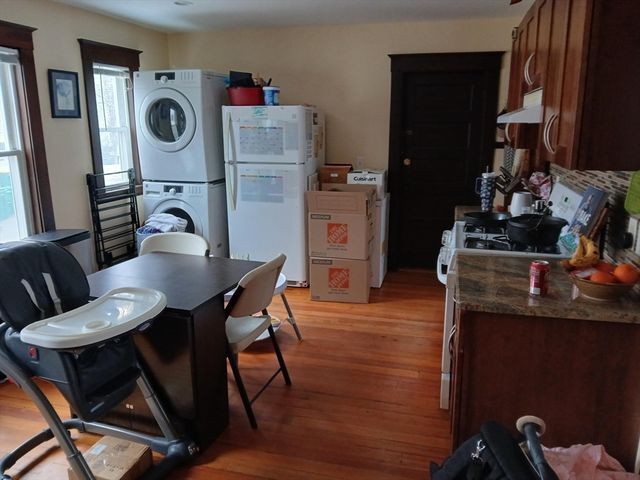 44 Chapel Court 2, Norwood, MA 02062