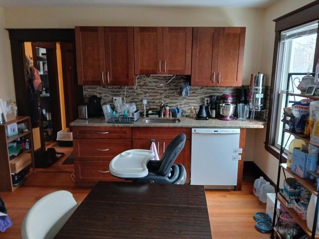 44 Chapel Court 2, Norwood, MA 02062