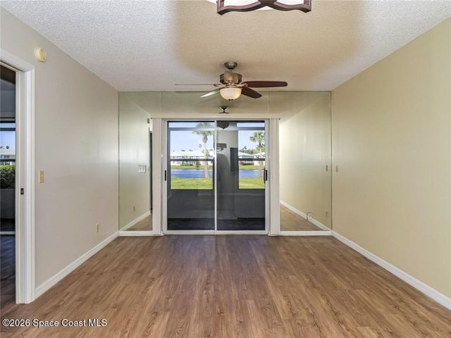 464 Grove Isle Circle, Vero Beach, FL 32962