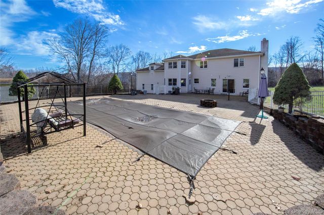 9 Caroline Drive, Patterson, NY 12563