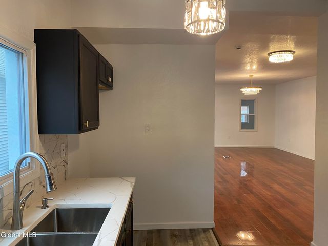 1084 Webster Street, Schenectady, NY 12303