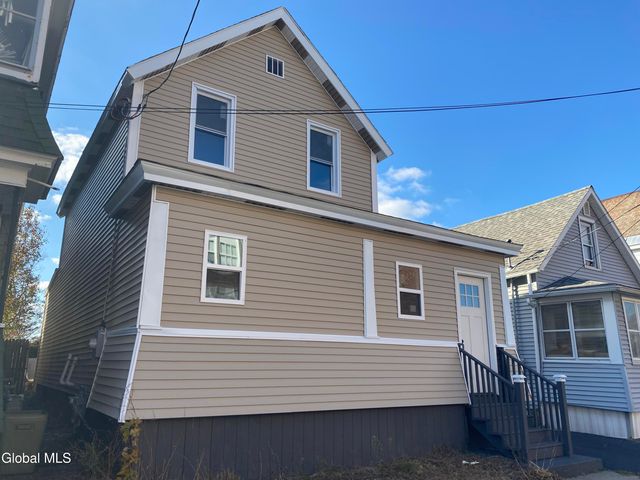 1084 Webster Street, Schenectady, NY 12303