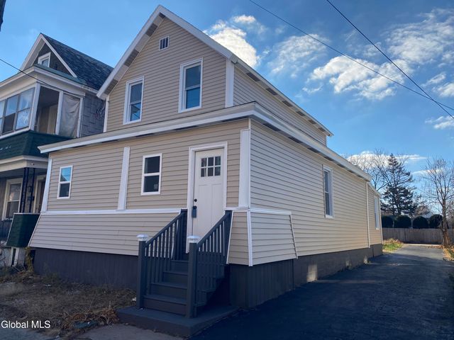 1084 Webster Street, Schenectady, NY 12303