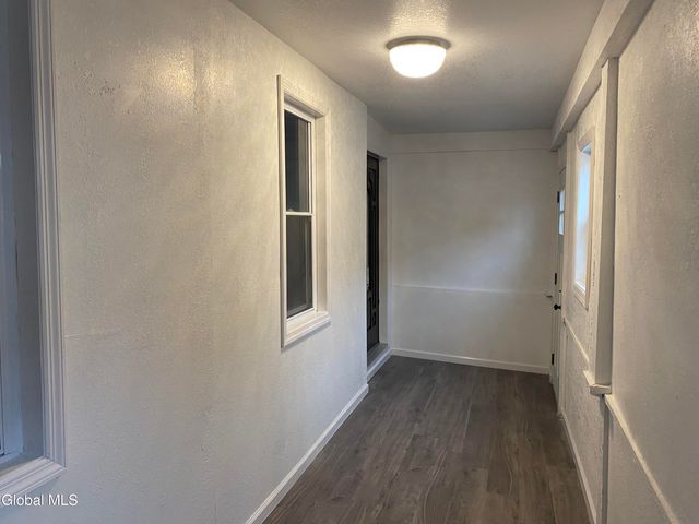 1084 Webster Street, Schenectady, NY 12303