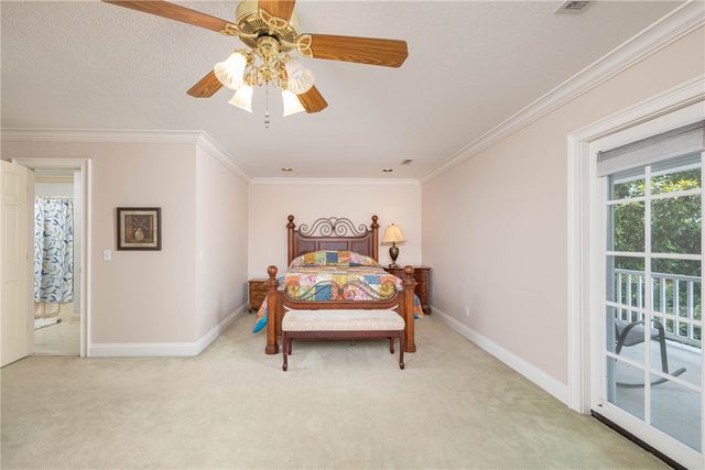 2669 N Sherwood Lane, Fayetteville, AR 72703